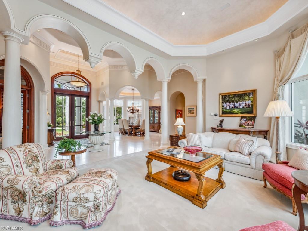 BAY WOODS - Residential