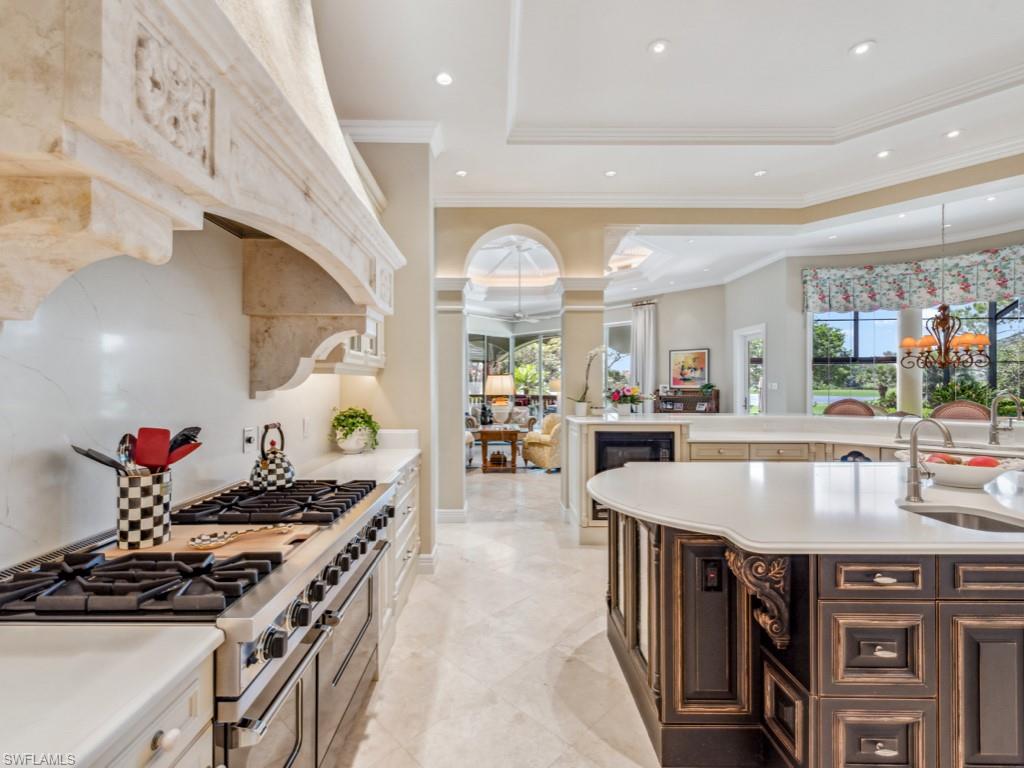 BAY WOODS - Residential