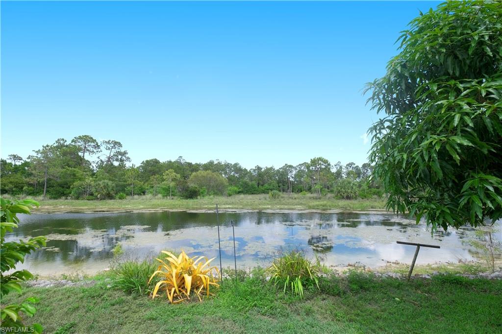 VILLAS OF WHITTENBERG - Residential Lease