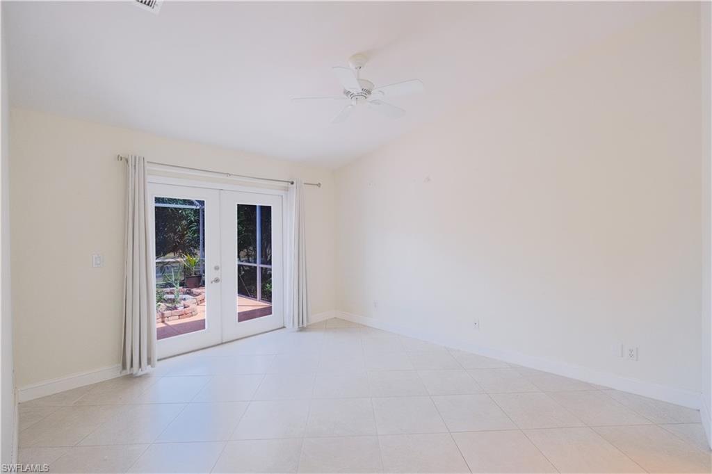 VILLAS OF WHITTENBERG - Residential Lease