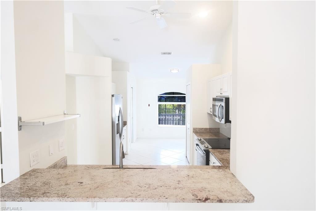 VILLAS OF WHITTENBERG - Residential Lease