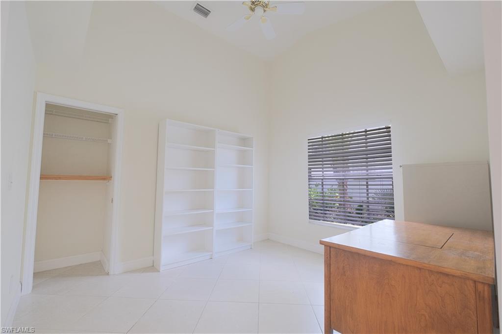 VILLAS OF WHITTENBERG - Residential Lease