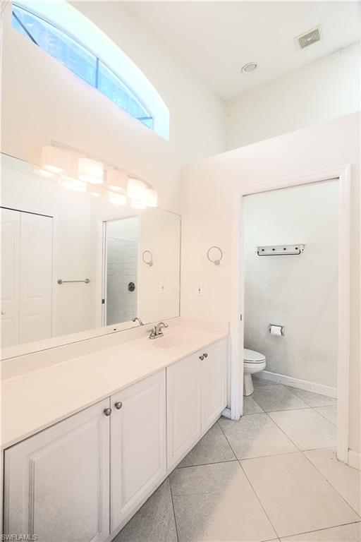 VILLAS OF WHITTENBERG - Residential Lease