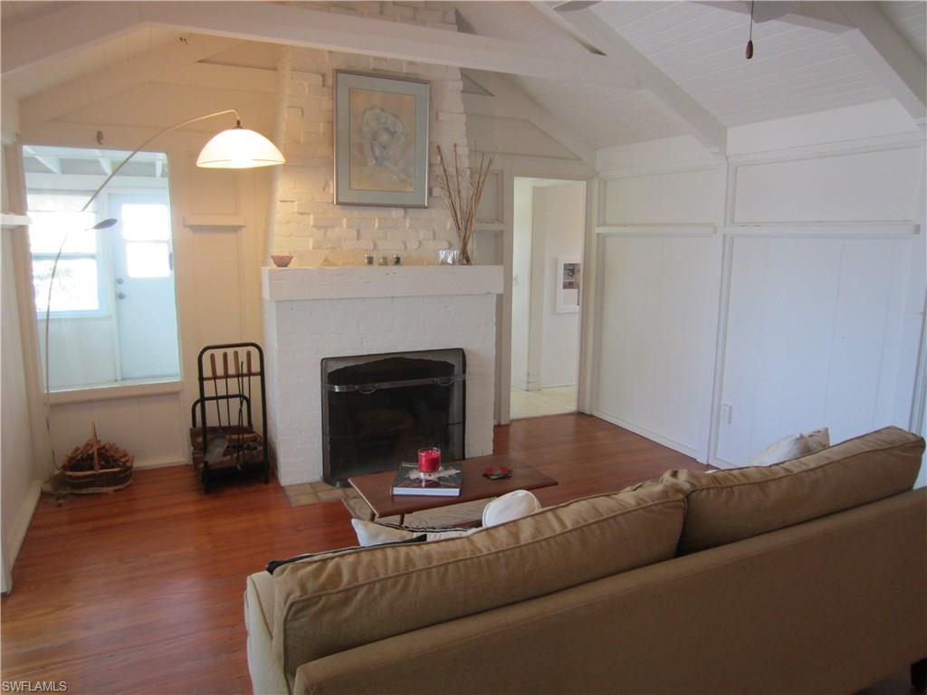 MCPHIE PARK - Residential