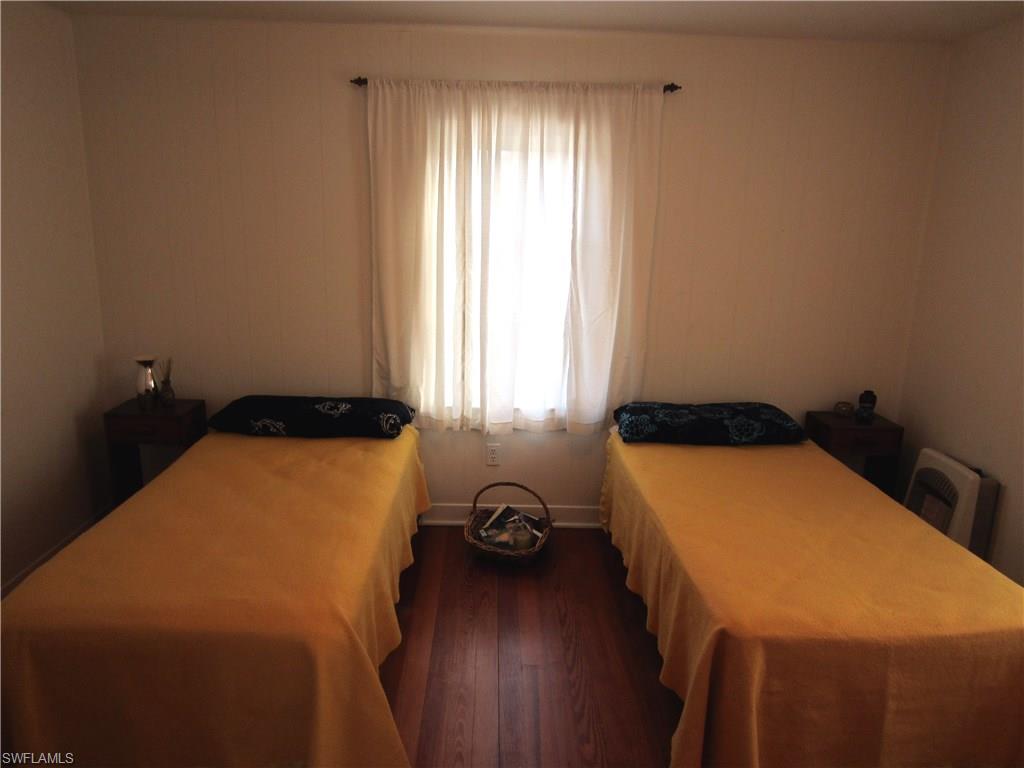 MCPHIE PARK - Residential