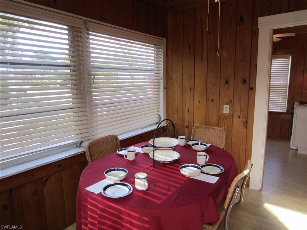 MCPHIE PARK - Residential