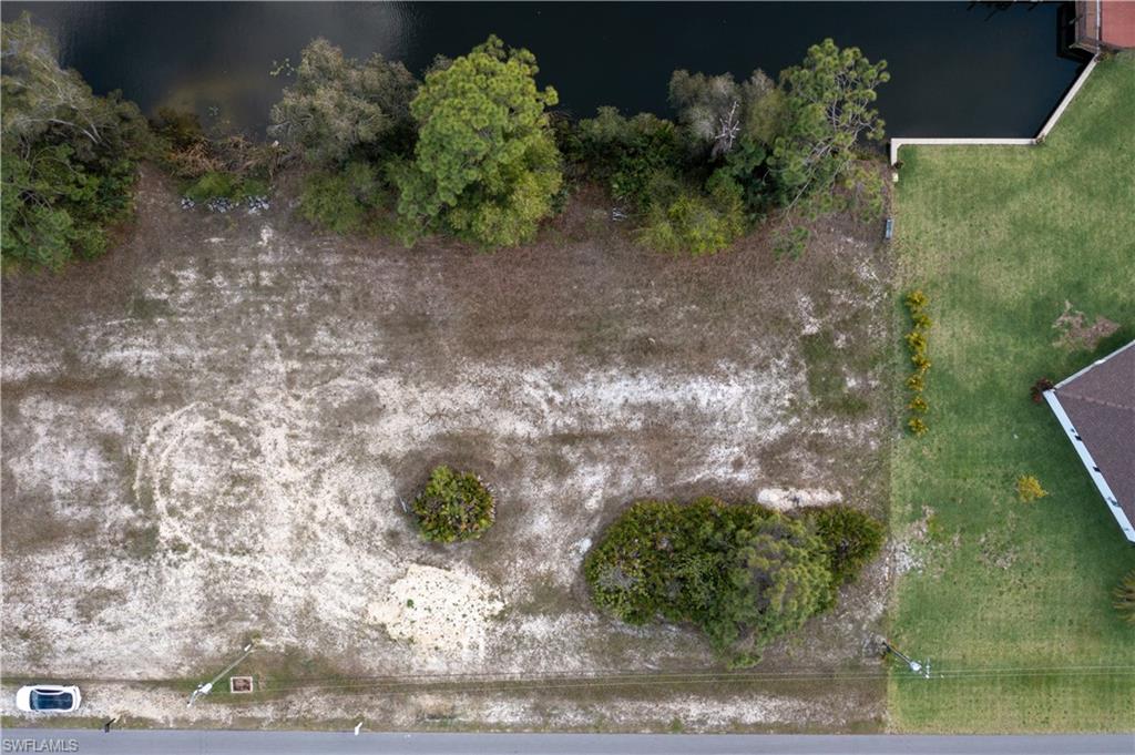 CAPE CORAL - Land