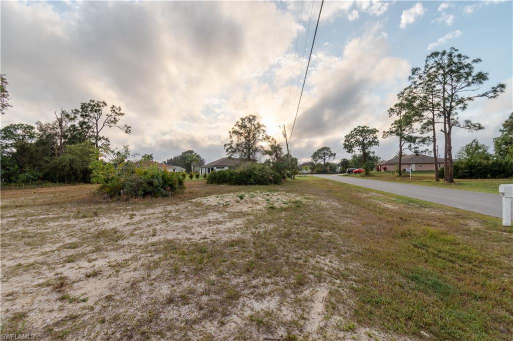 CAPE CORAL - Land