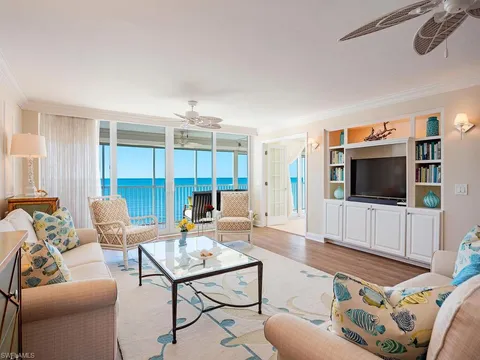 10691 Gulf Shore Dr Unit 802, Naples, FL 34108 - #: 224105354