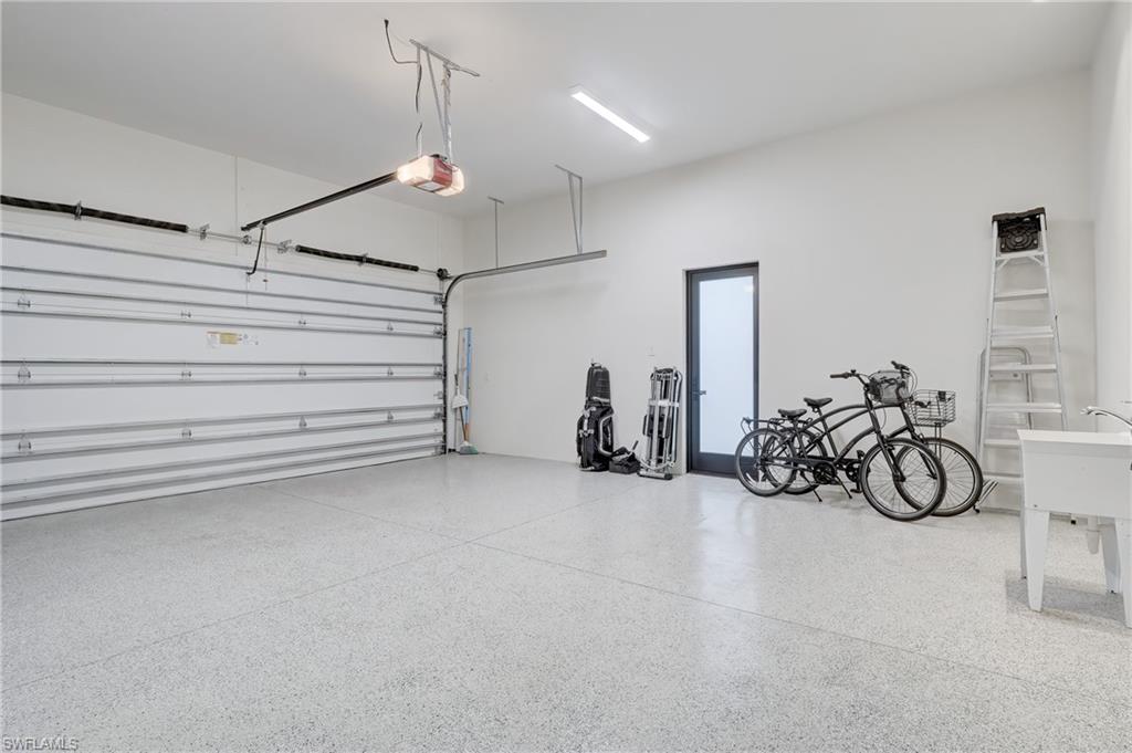 MOORINGS - Residential