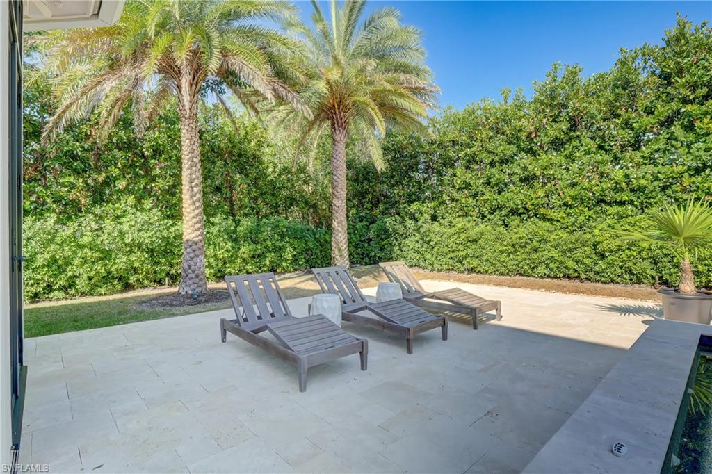 MOORINGS - Residential