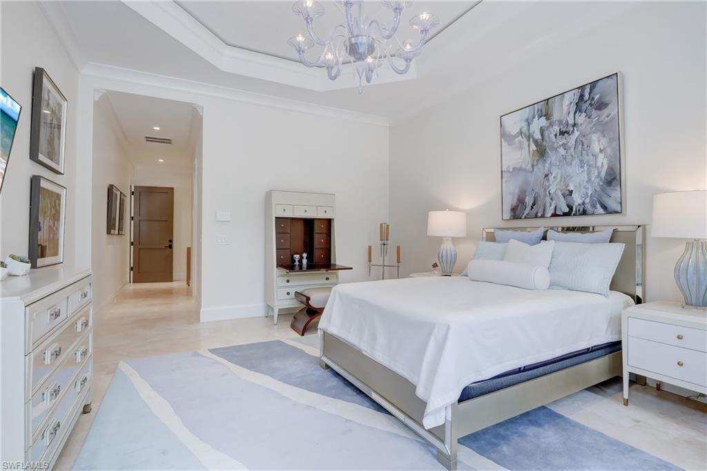 MOORINGS - Residential