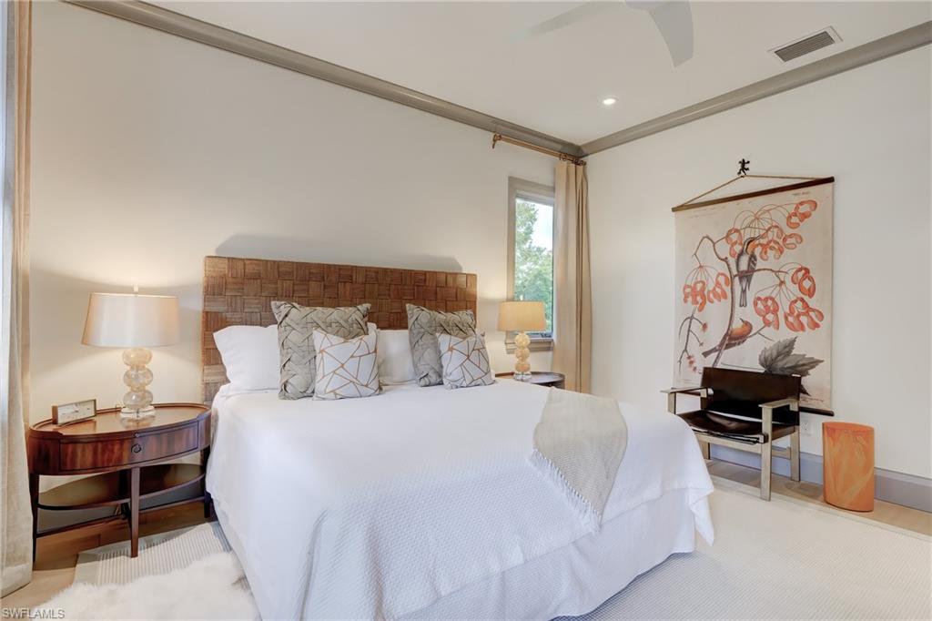 MOORINGS - Residential