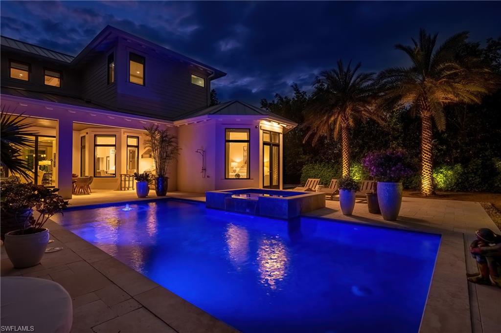 MOORINGS - Residential