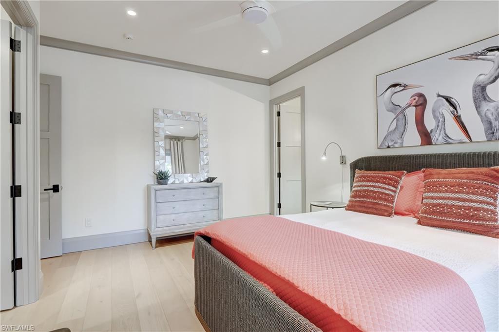 MOORINGS - Residential