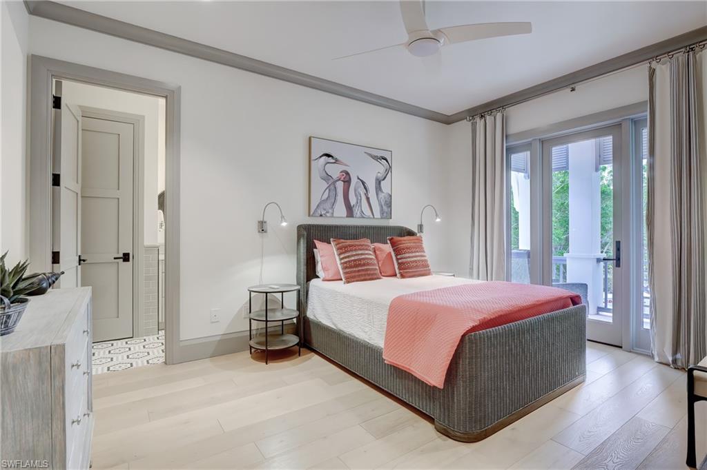 MOORINGS - Residential