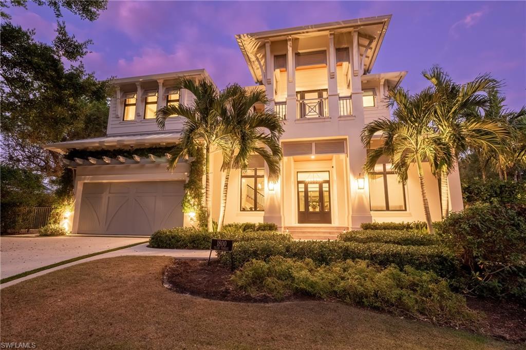 MOORINGS - Residential