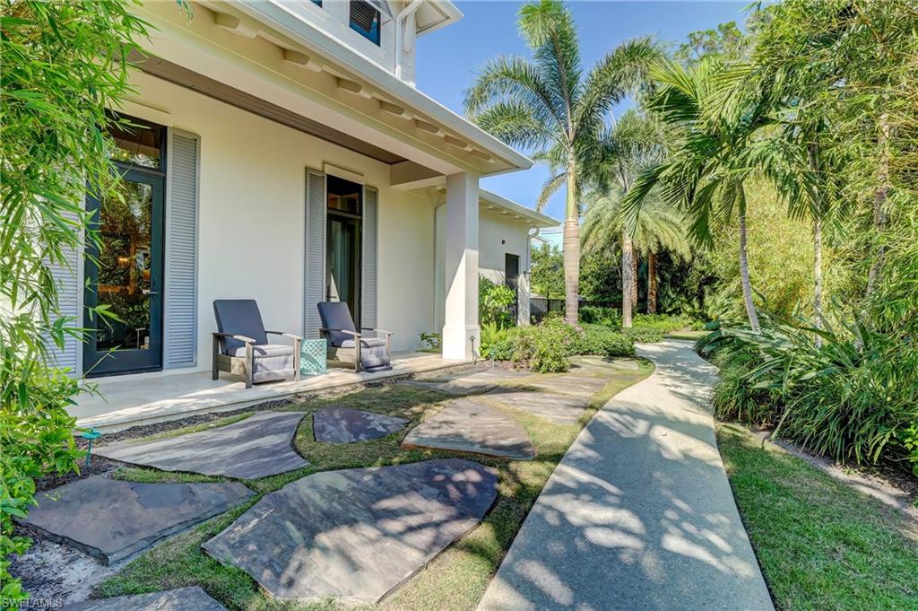 MOORINGS - Residential