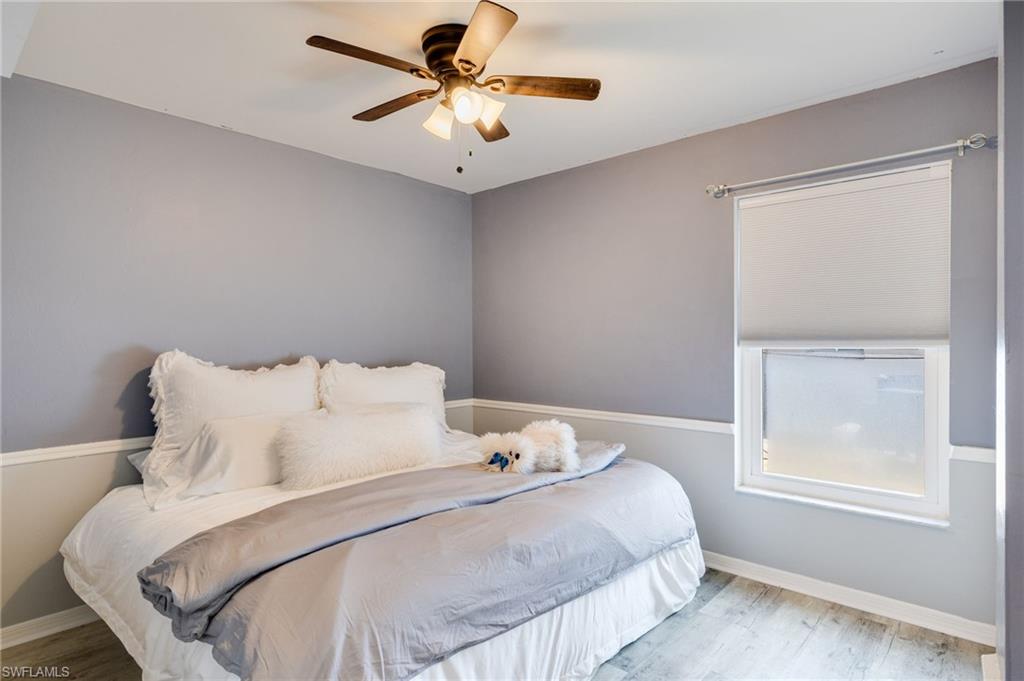 SAN CARLOS PARK - Residential