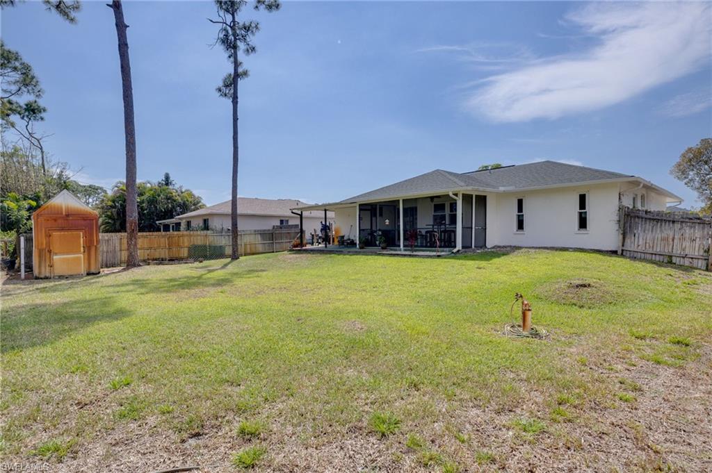 SAN CARLOS PARK - Residential