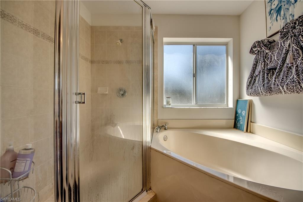 COLONNADE AT FORUM - Residential