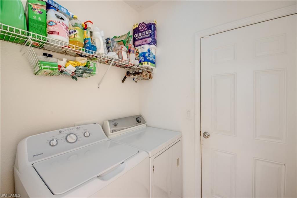 COLONNADE AT FORUM - Residential