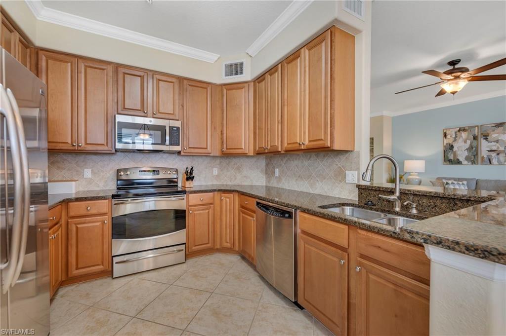 10626 Smokehouse Bay DR 102