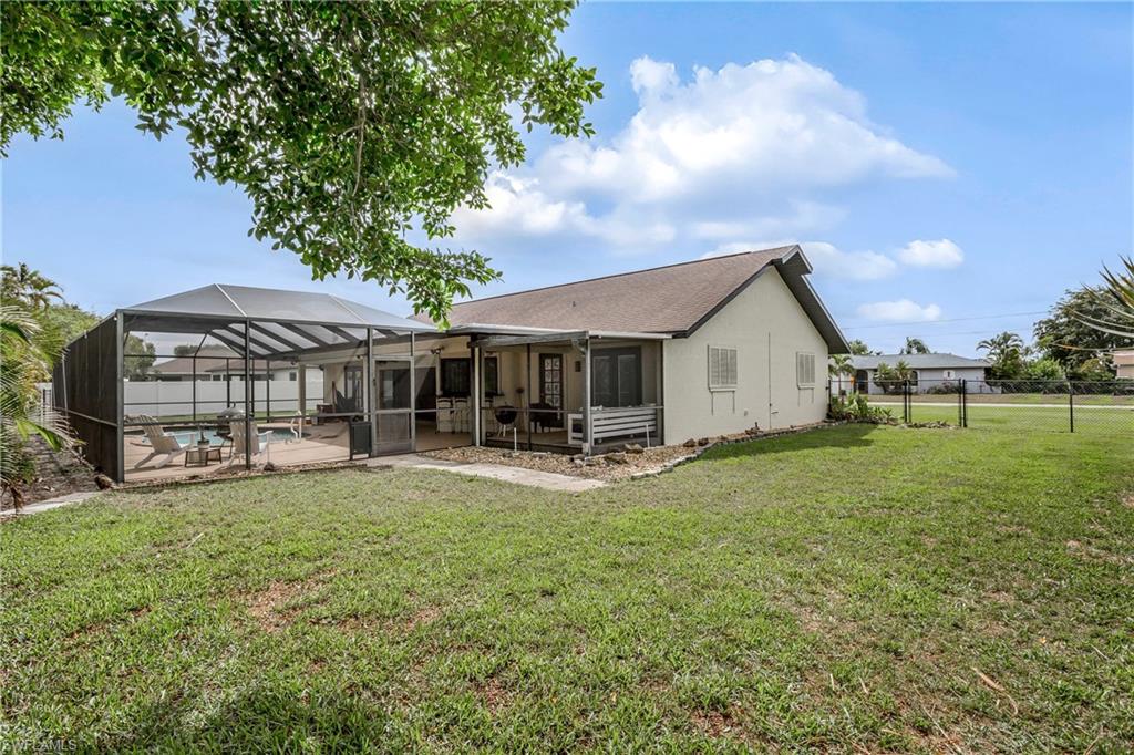 CAPE CORAL - Residential