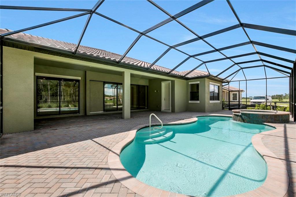 HAMPTON PARK - Residential