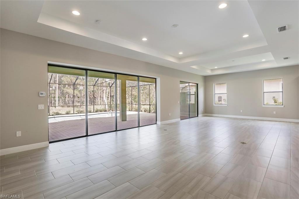 HAMPTON PARK - Residential