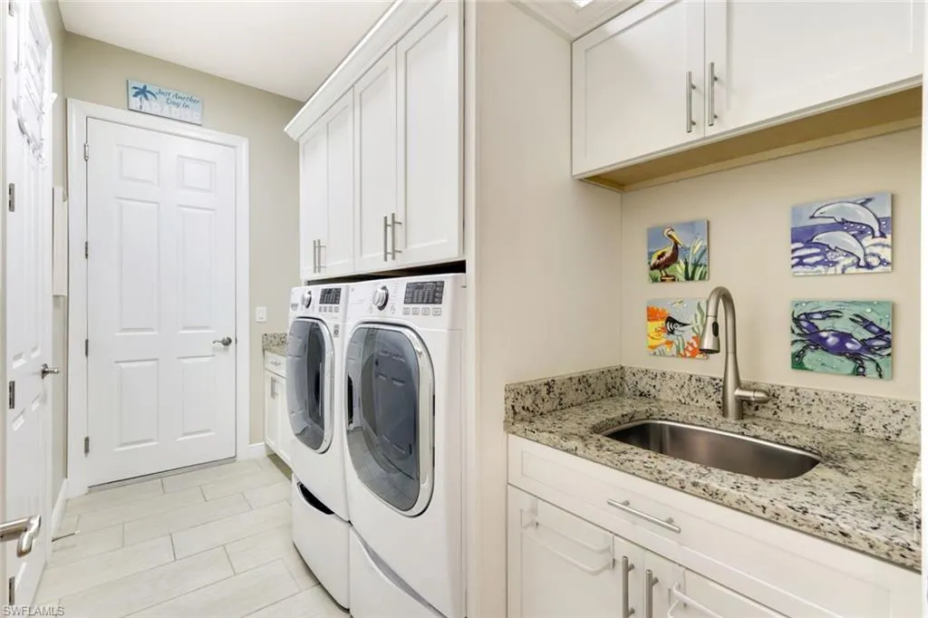 Fort Myers, Florida 33913, United States, 3 Bedrooms Bedrooms, ,3 BathroomsBathrooms,Residential,Active,192690