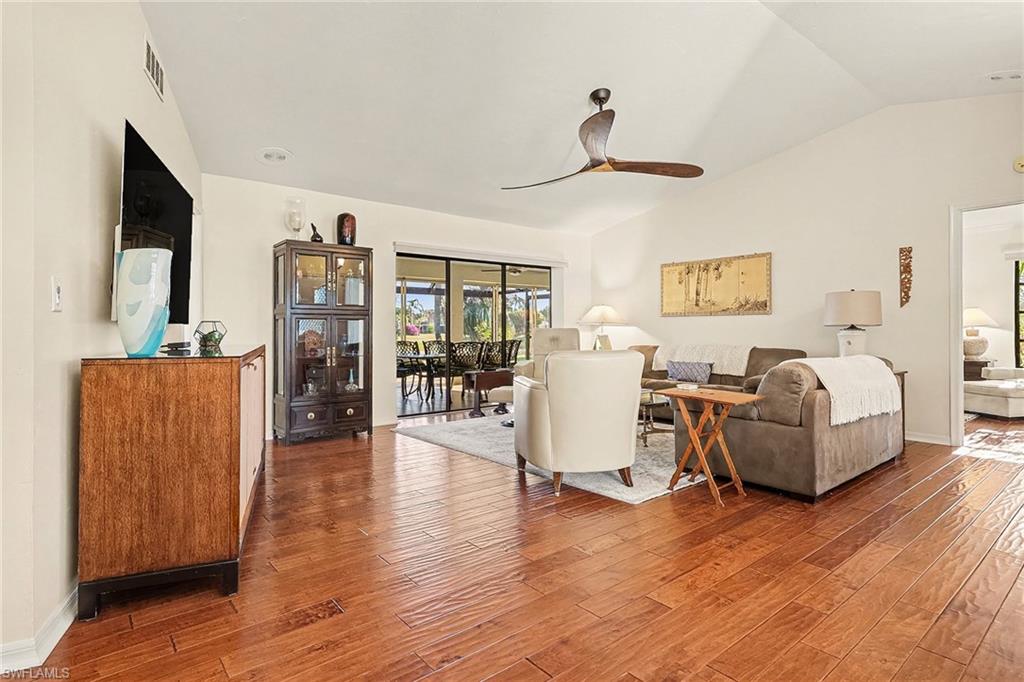 CRESCENT LAKE ESTATES - Residential Lease