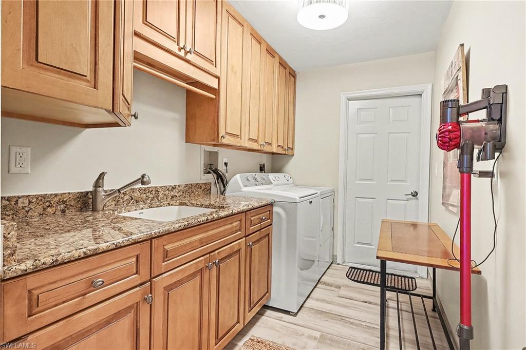 CRESCENT LAKE ESTATES - Residential Lease