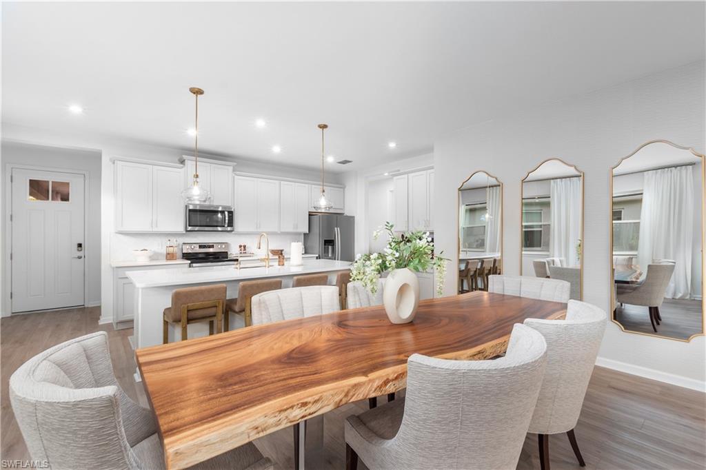 BONAVIE COVE - Residential