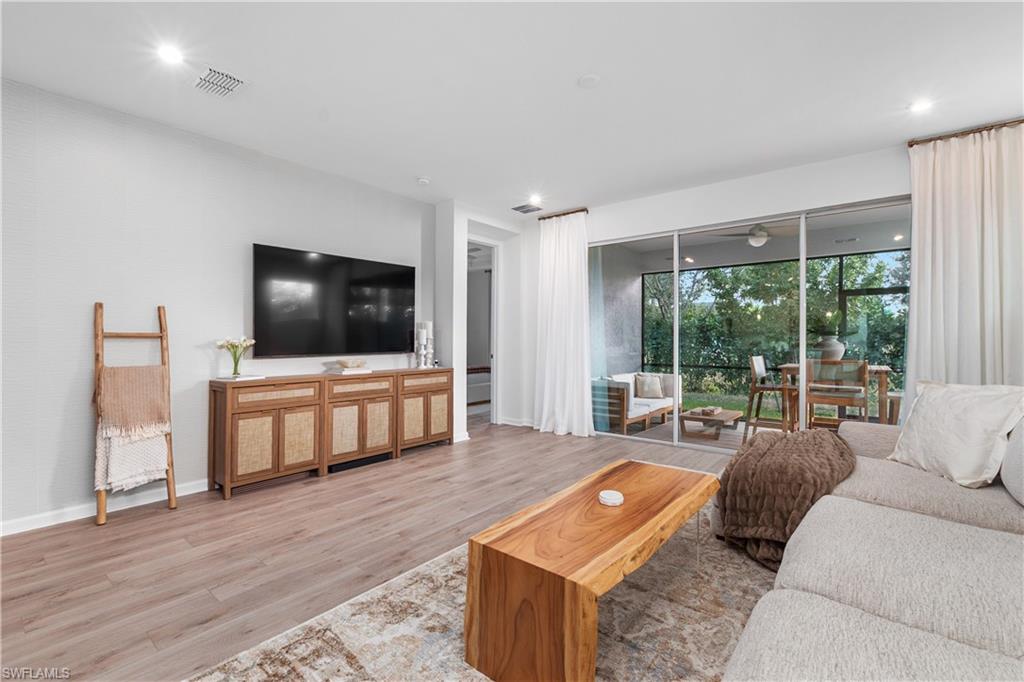 BONAVIE COVE - Residential