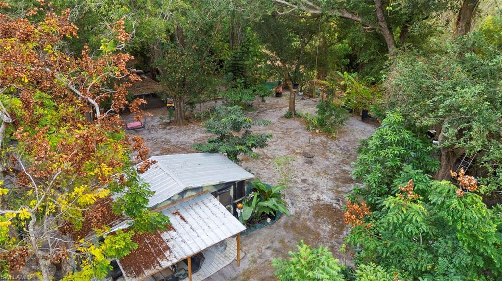 LITTLE GROVES - Residential