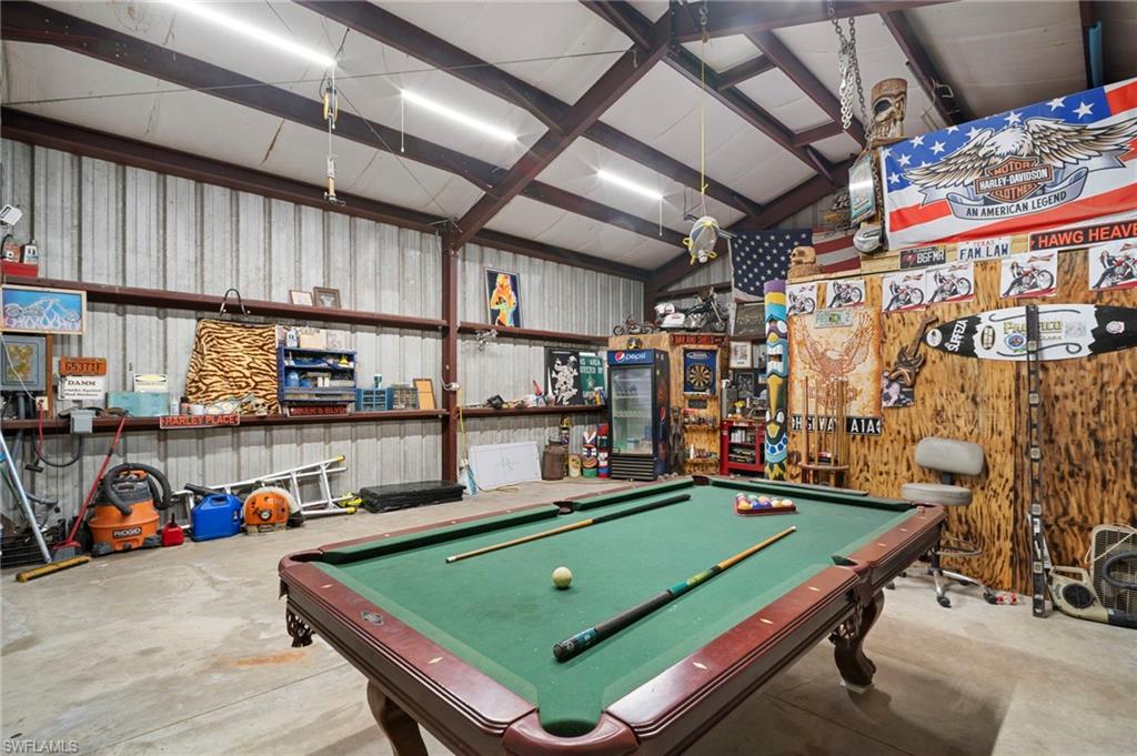 LITTLE GROVES - Residential