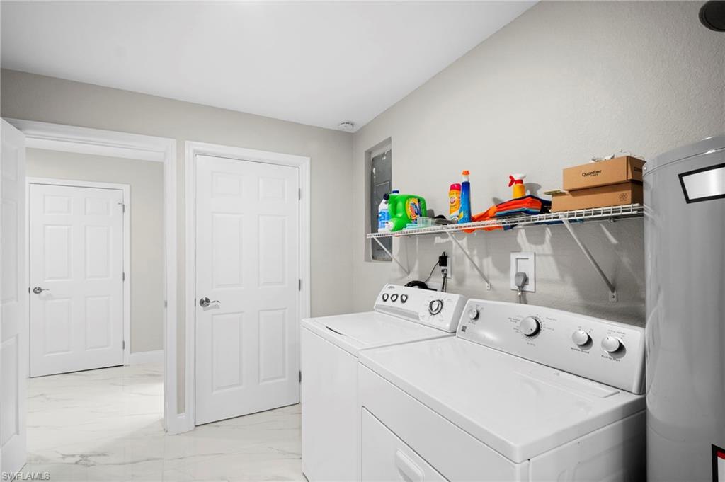 LITTLE GROVES - Residential