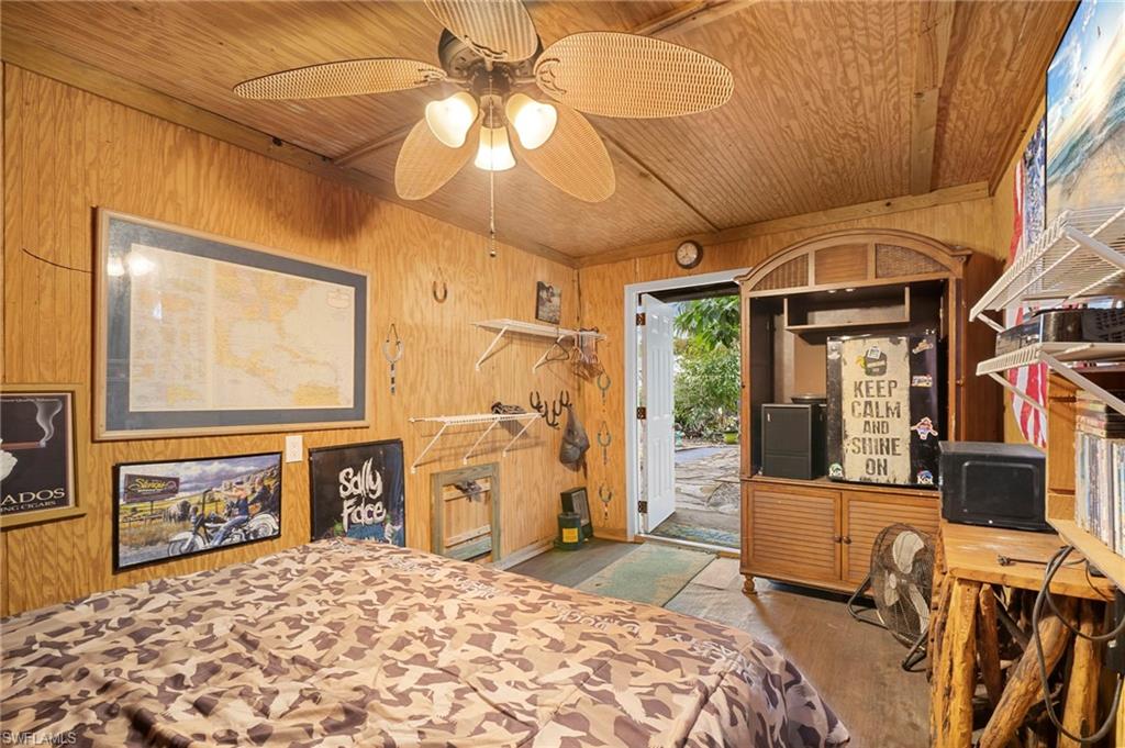 LITTLE GROVES - Residential