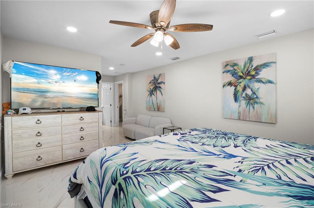 LITTLE GROVES - Residential