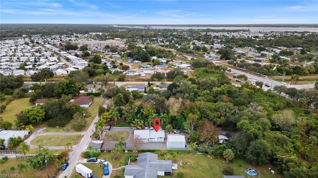 LITTLE GROVES - Residential