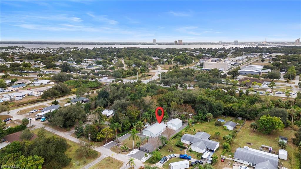 LITTLE GROVES - Residential