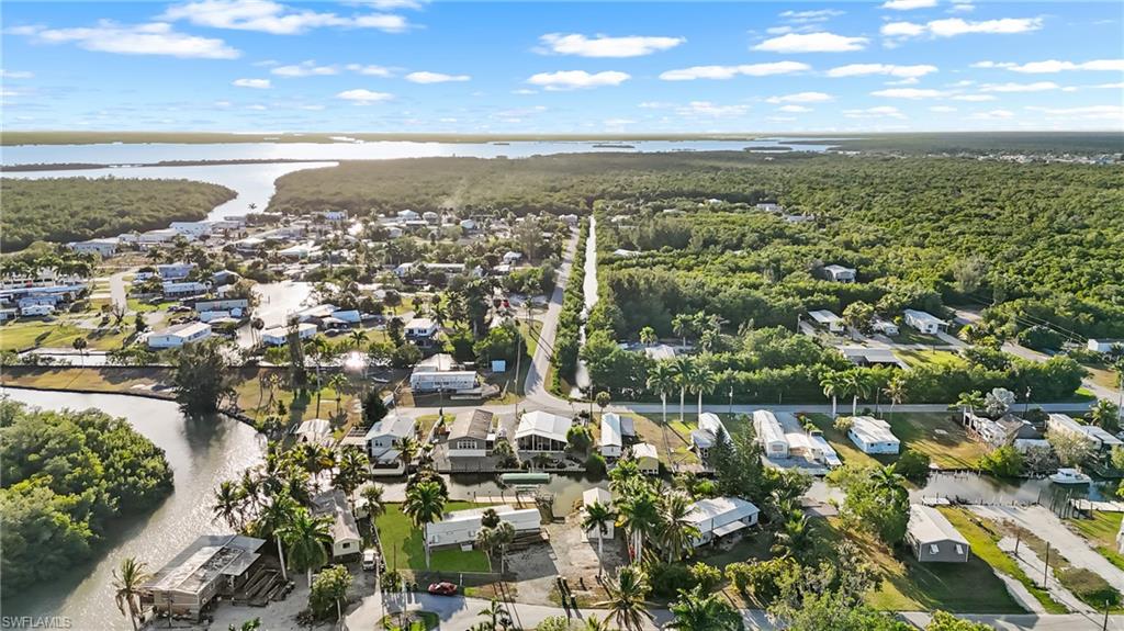 EVERGLADES TOWN - Residential