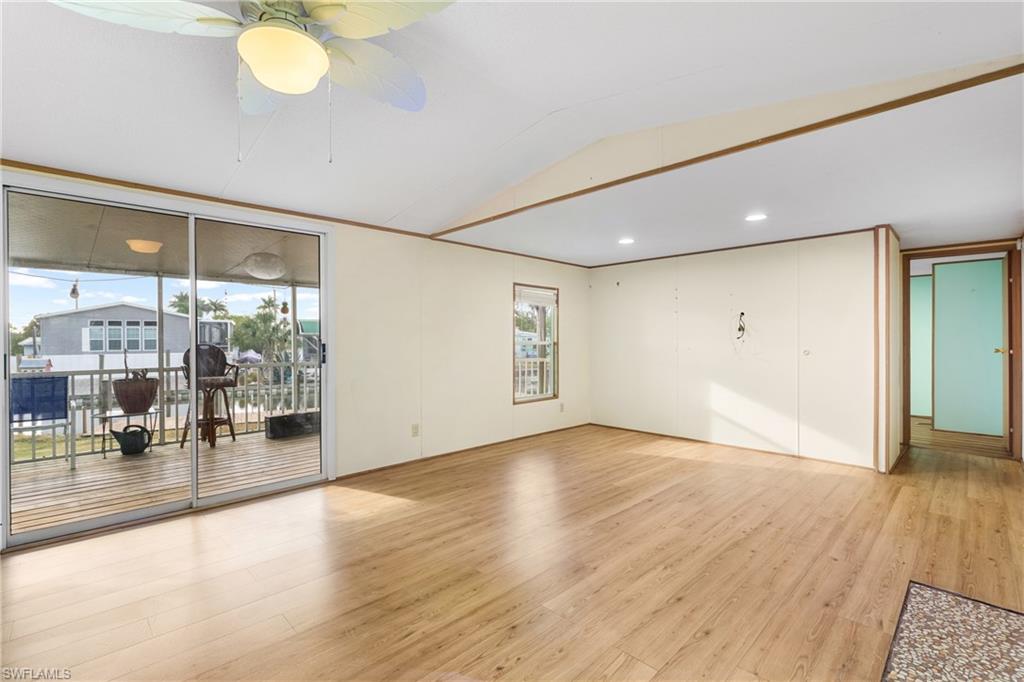 EVERGLADES TOWN - Residential