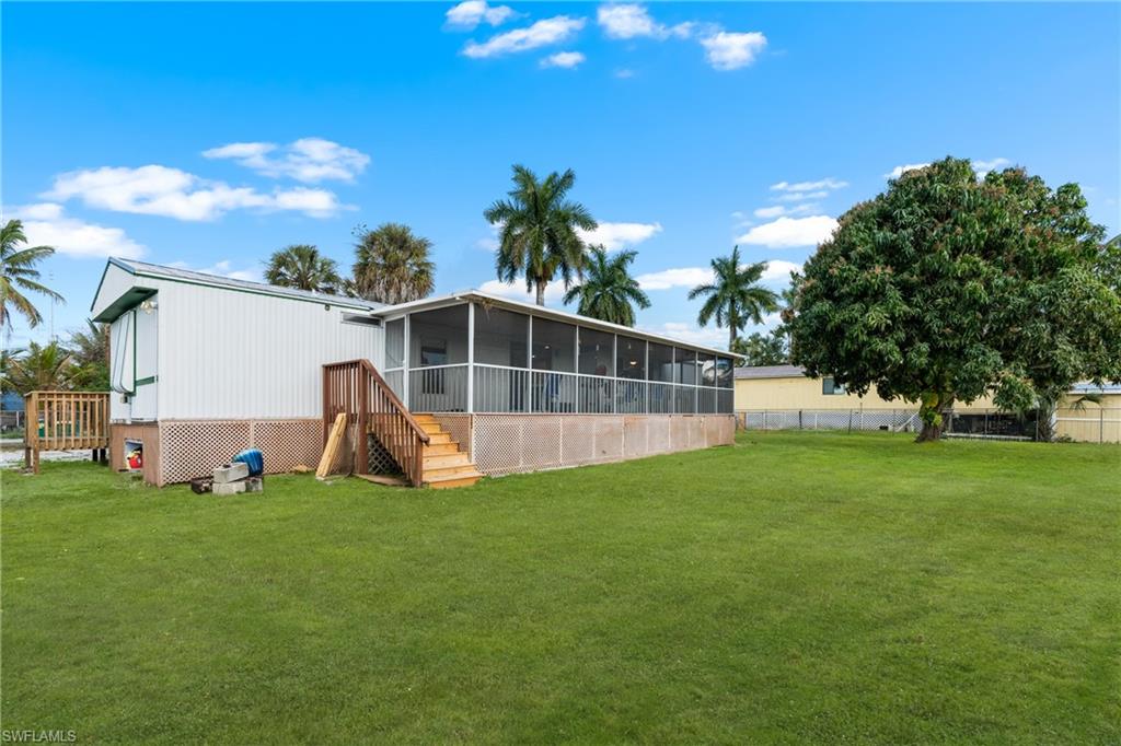 EVERGLADES TOWN - Residential