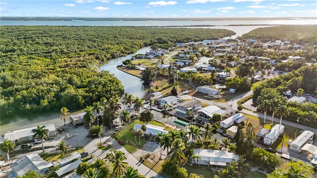 EVERGLADES TOWN - Residential