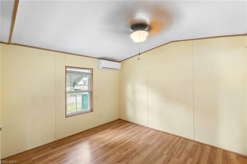 EVERGLADES TOWN - Residential