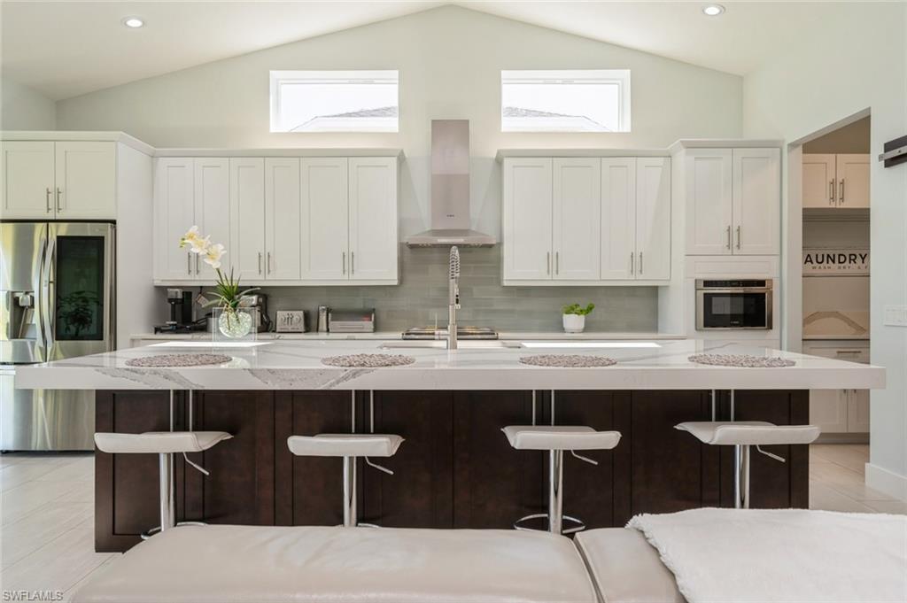 LEXINGTON AT LONE OAK - Residential