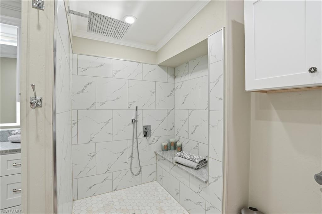 PINE LAKES COUNTRY CLUB - Residential