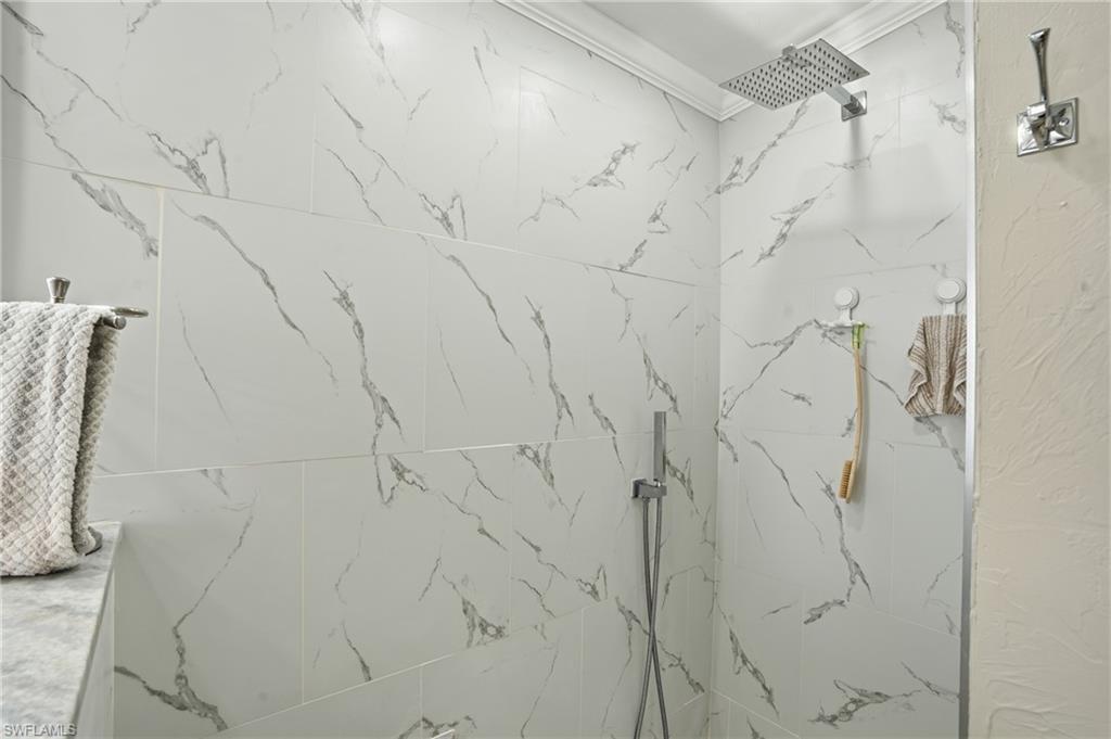 PINE LAKES COUNTRY CLUB - Residential